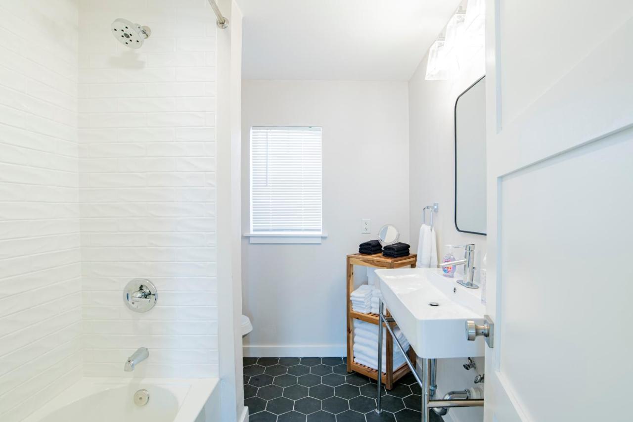 House In Mobile Newly Renovated! Quiet & Centrally Located! 外观 照片